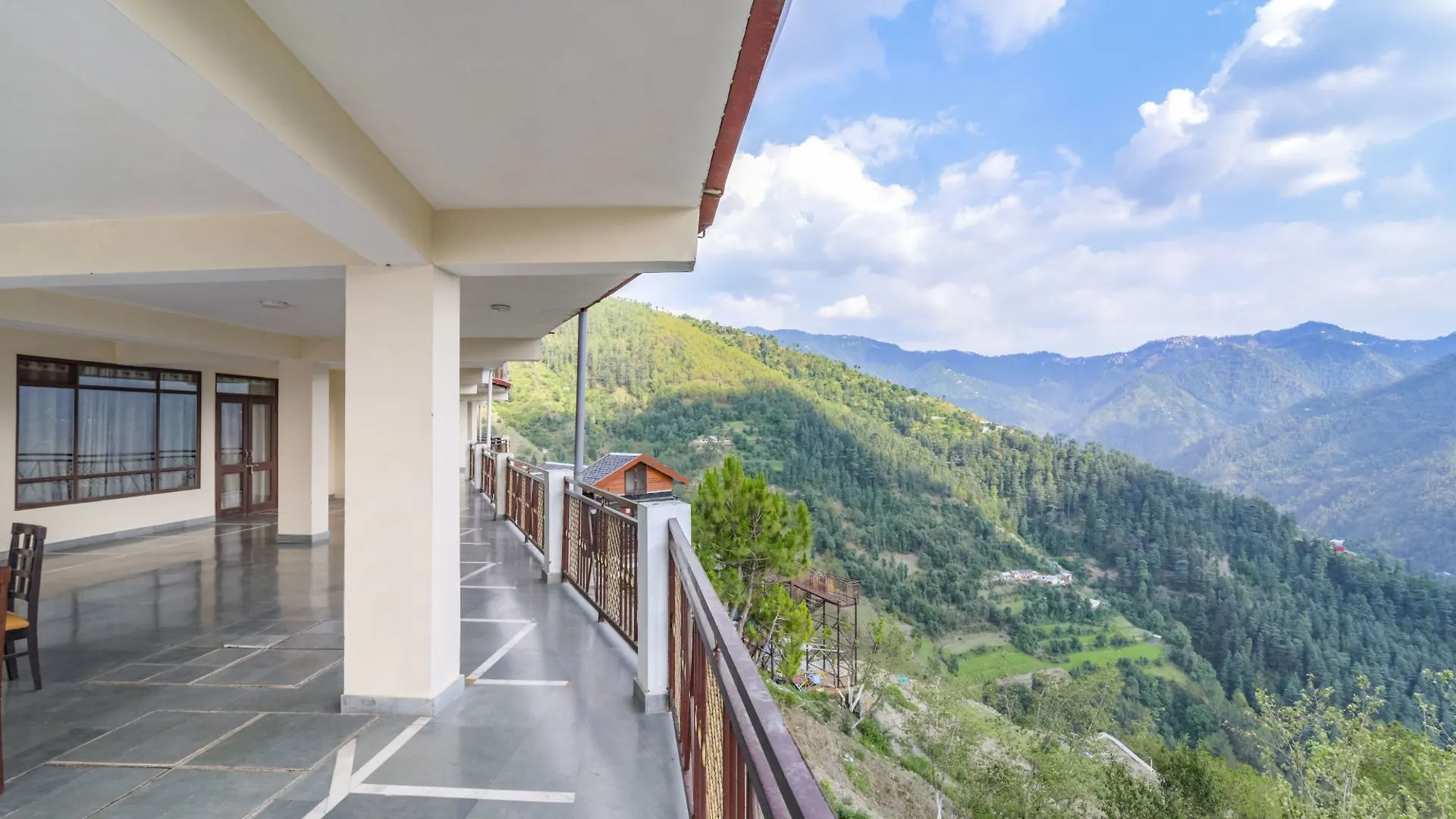 *** Otel Guesthouser 1 Bedroom Boutique Stay 3427 Shimla Hindistan